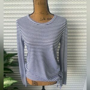 Madewell striped long sleeve top navy and white. Great condition